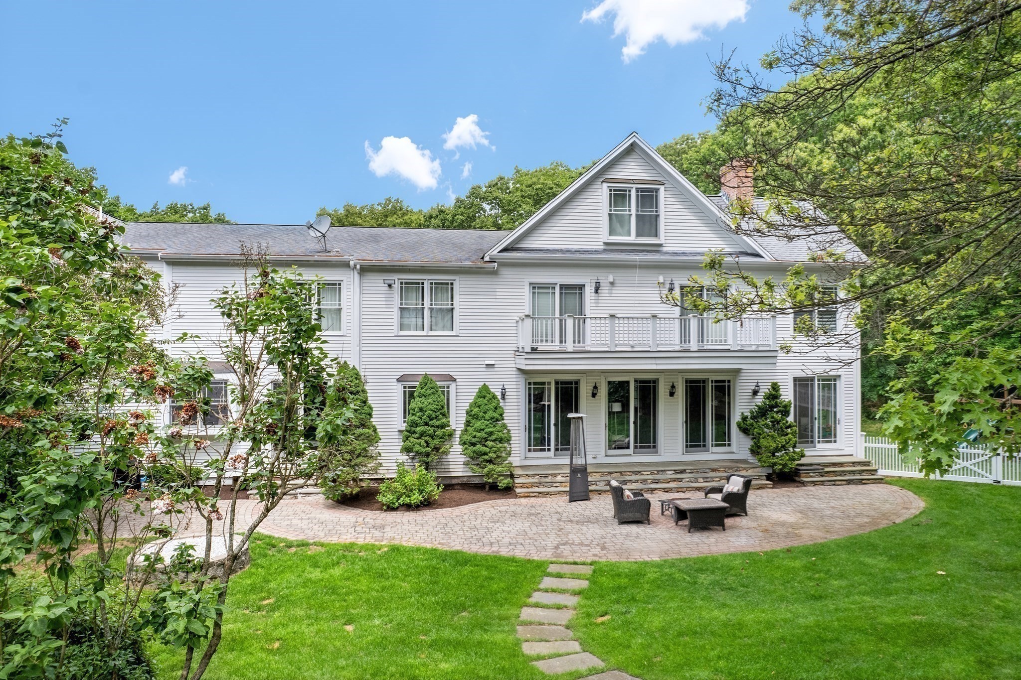 26 Woodridge Rd