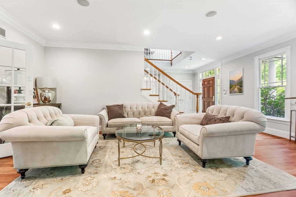 26 Woodridge Rd