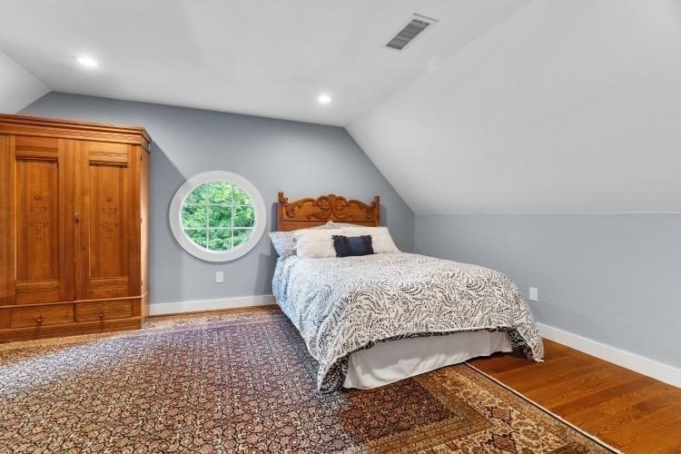 14 Bretton Rd