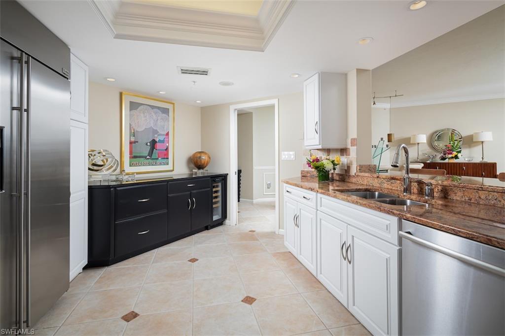 60 Seagate DR Unit: 1703