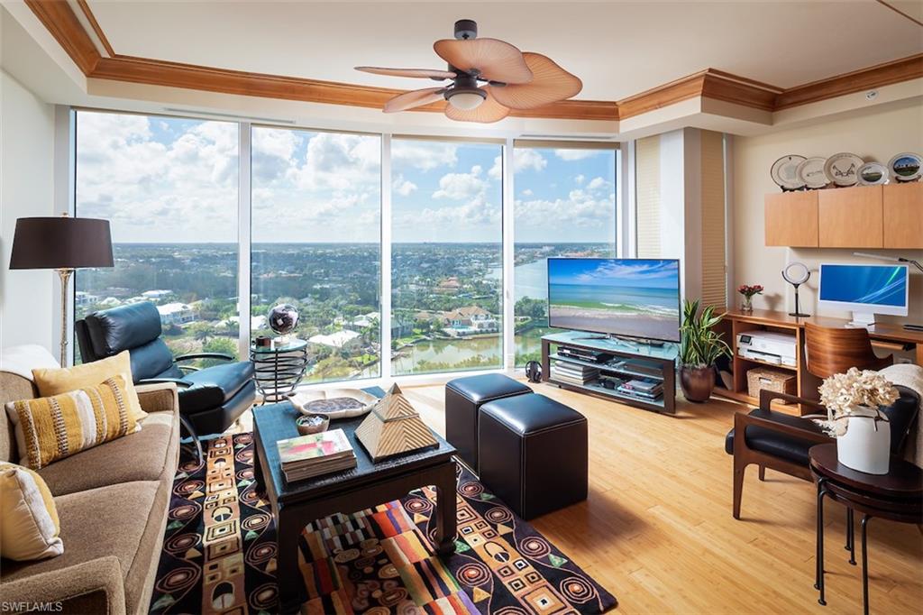 60 Seagate DR Unit: 1703