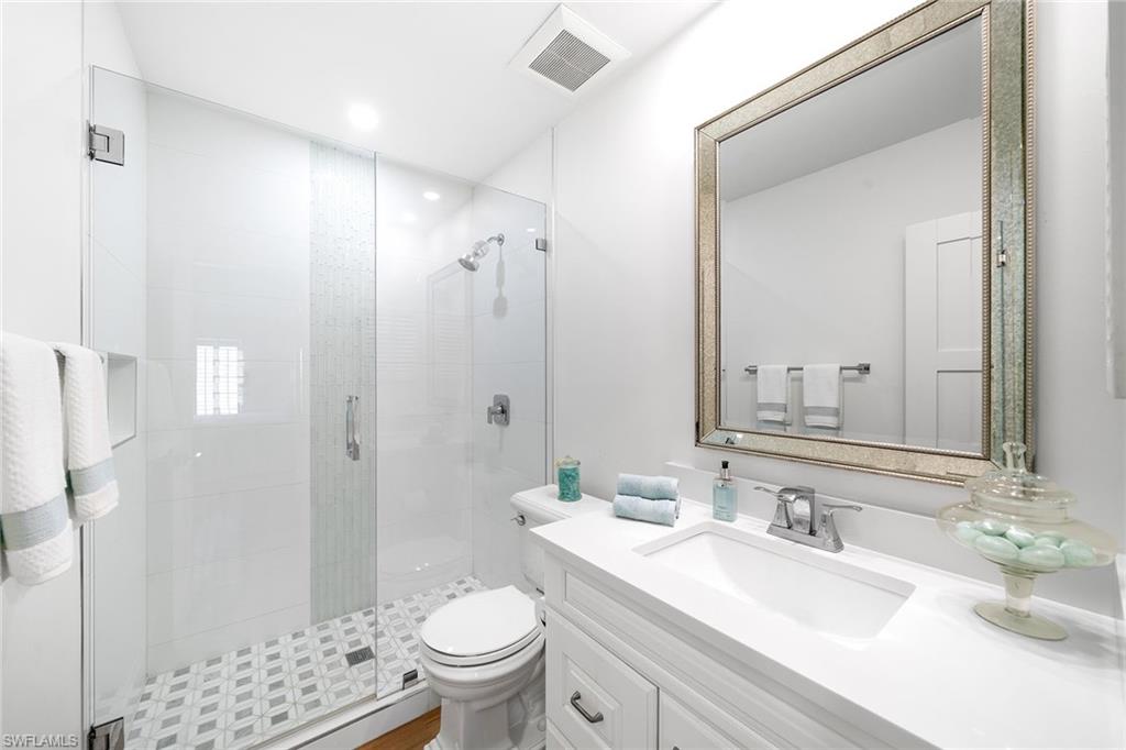 2601 Gulf Shore BLVD N # 20
