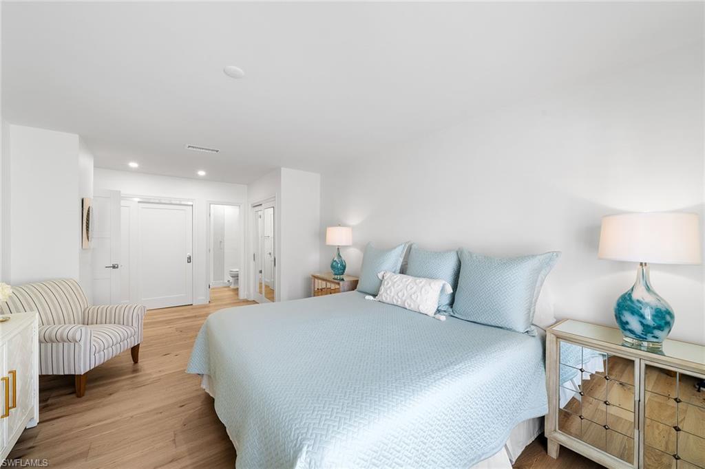 2601 Gulf Shore BLVD N # 20