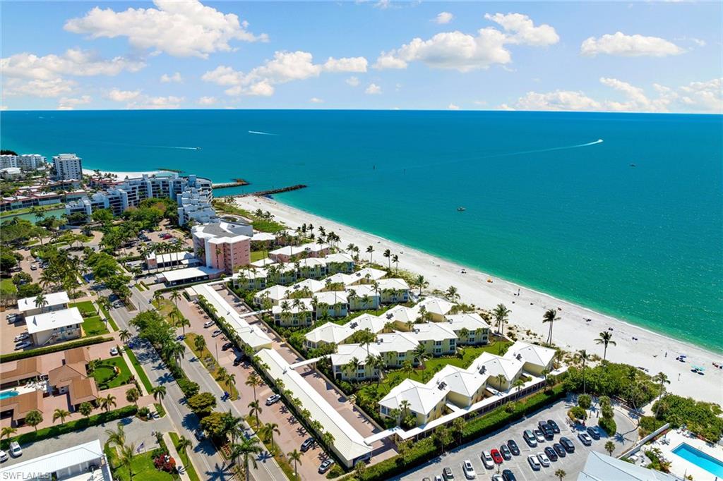 2601 Gulf Shore BLVD N # 20