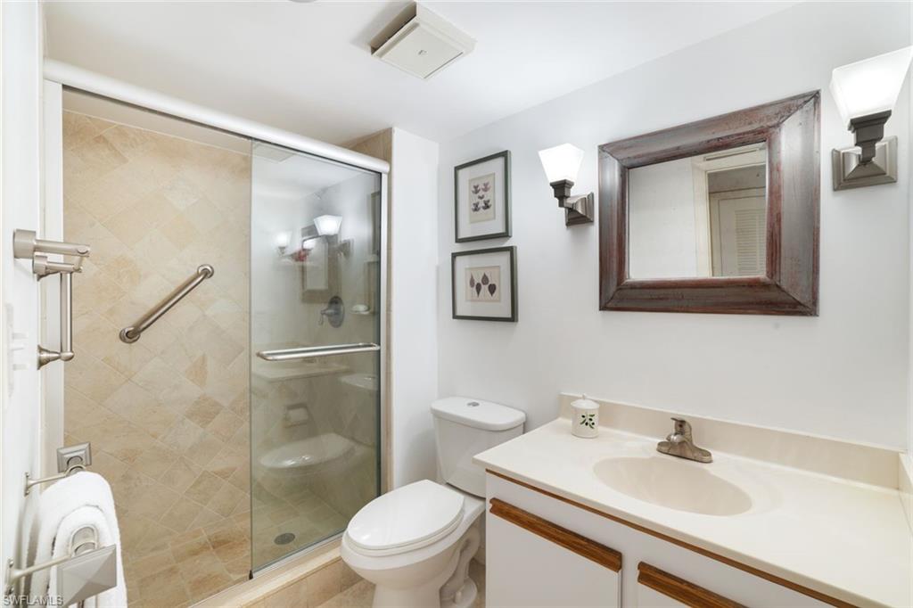 300 Park Shore DR # 5C