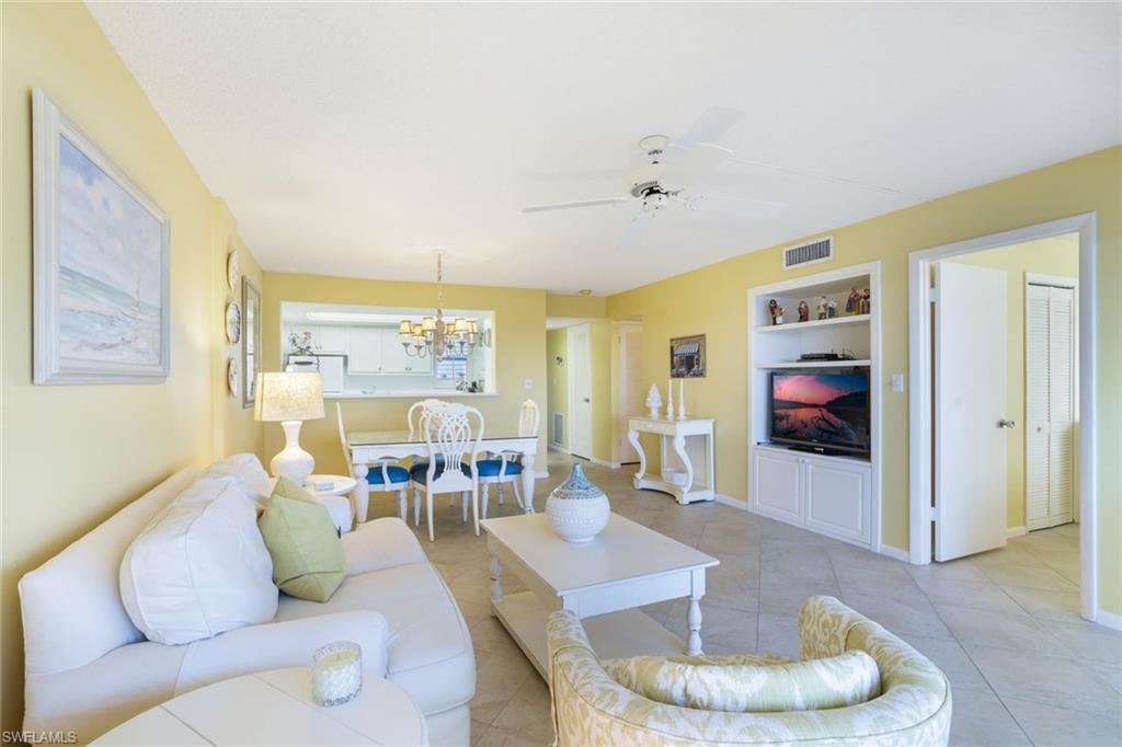 300 Park Shore DR # 5C