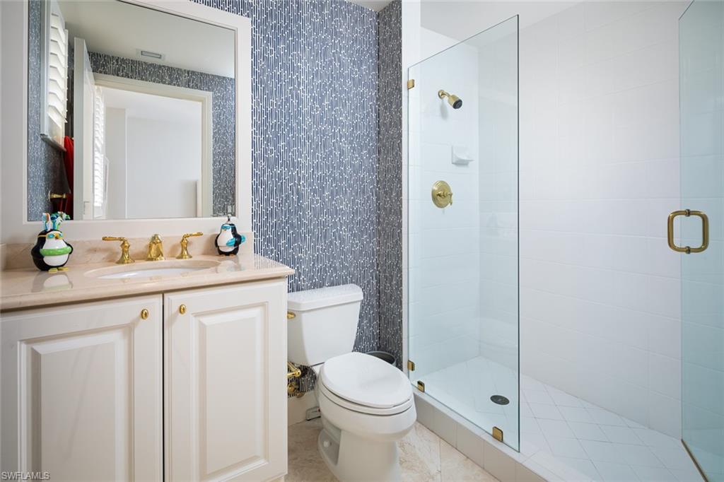 6597 Nicholas BLVD # 1403