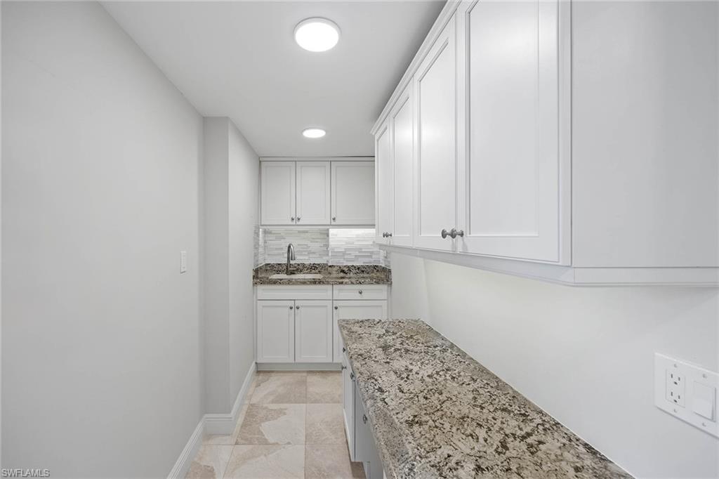 2901 Gulf Shore BLVD N # 302S