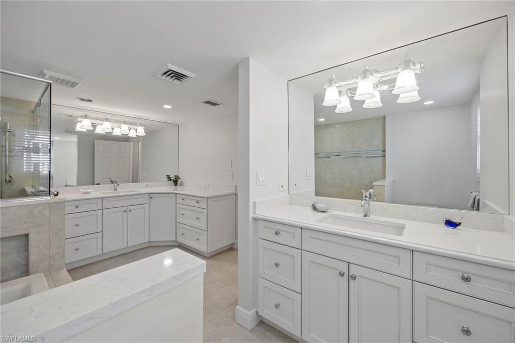 2901 Gulf Shore BLVD N # 302S