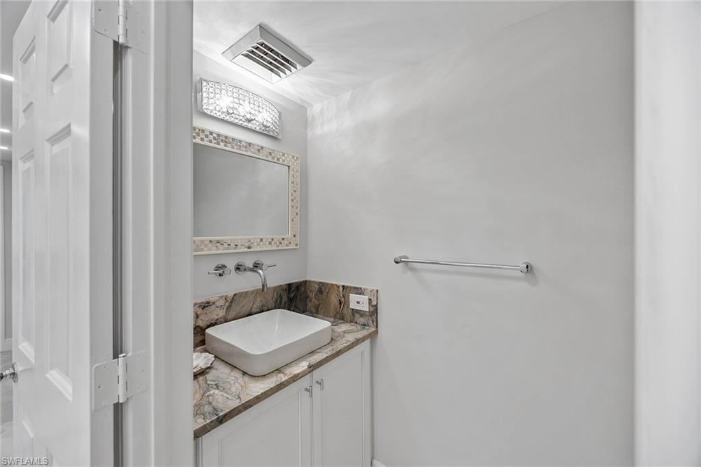 2901 Gulf Shore BLVD N # 302S