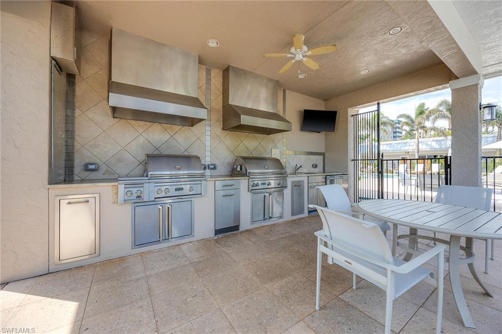 2901 Gulf Shore BLVD N # 302S