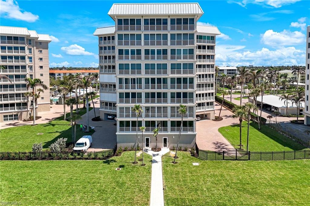 2901 GULF SHORE BLVD W # 402S