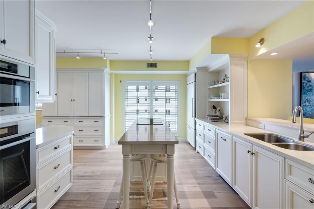 2901 GULF SHORE BLVD W # 402S