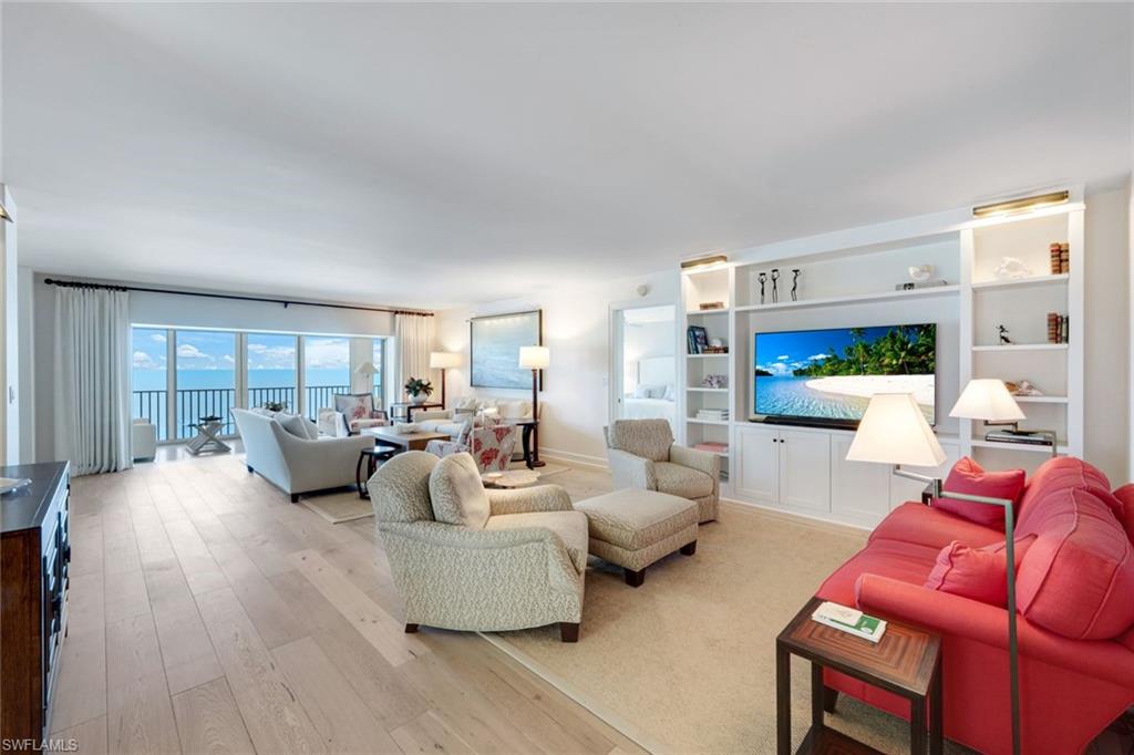 2901 GULF SHORE BLVD W # 402S