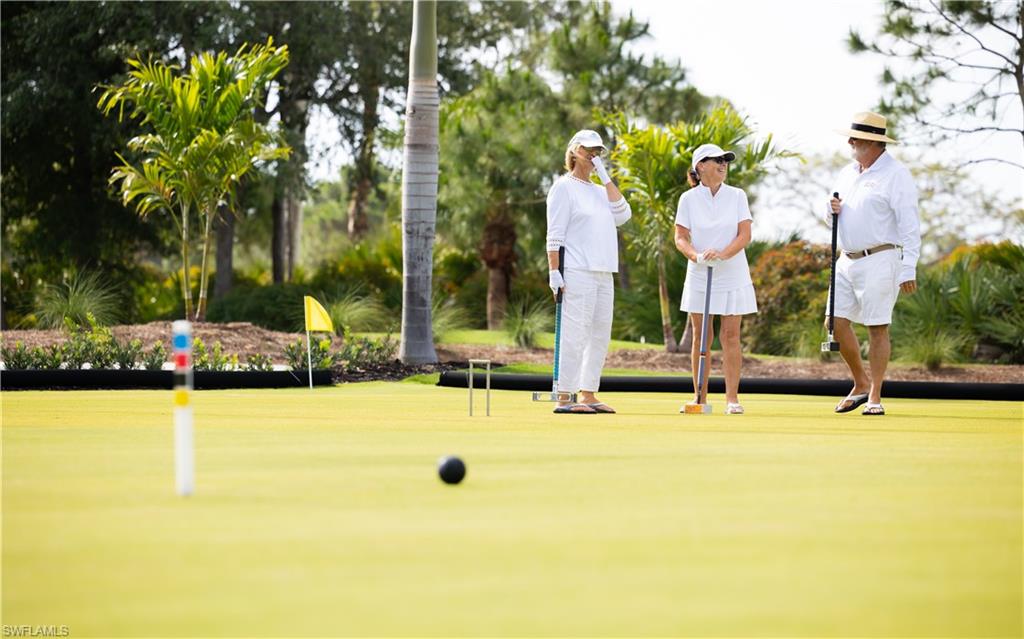 301 Courtside DR # C101