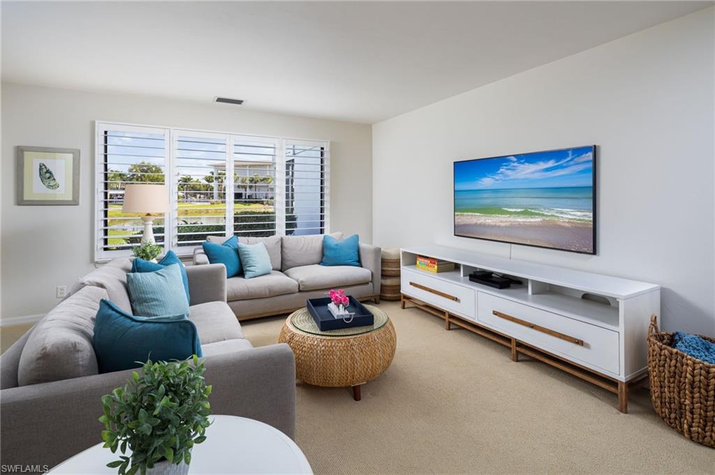 301 Courtside DR # C101