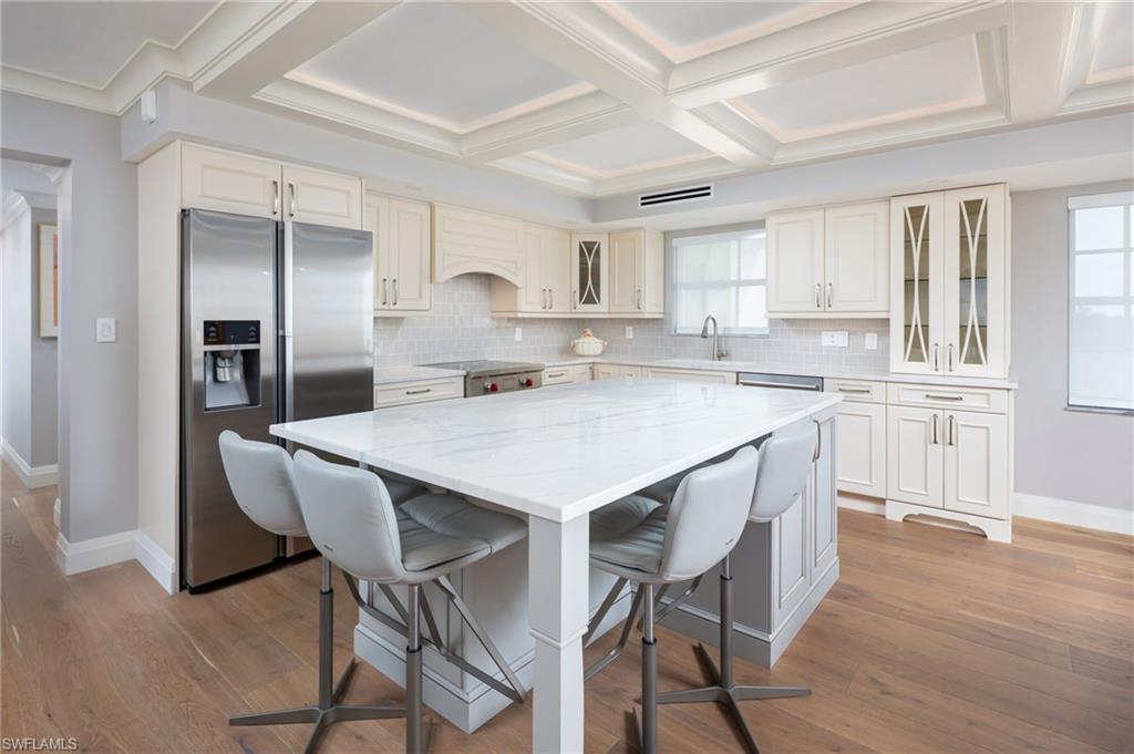 1200 Gulf Shore BLVD N # 503