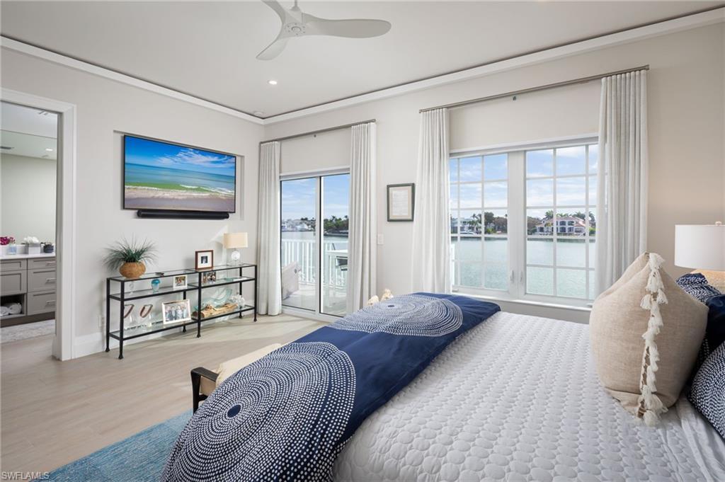 4000 Gulf Shore BLVD N 400