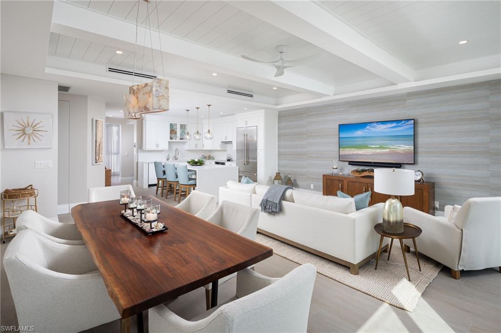 4000 Gulf Shore BLVD N 400