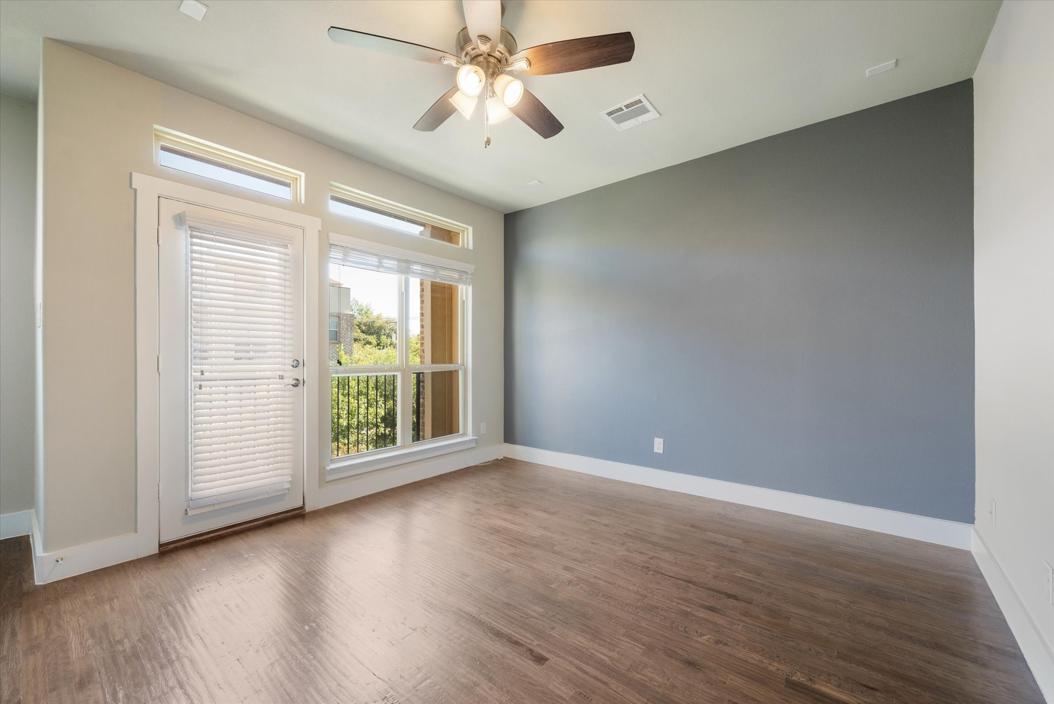 1304 Palm Canyon Drive