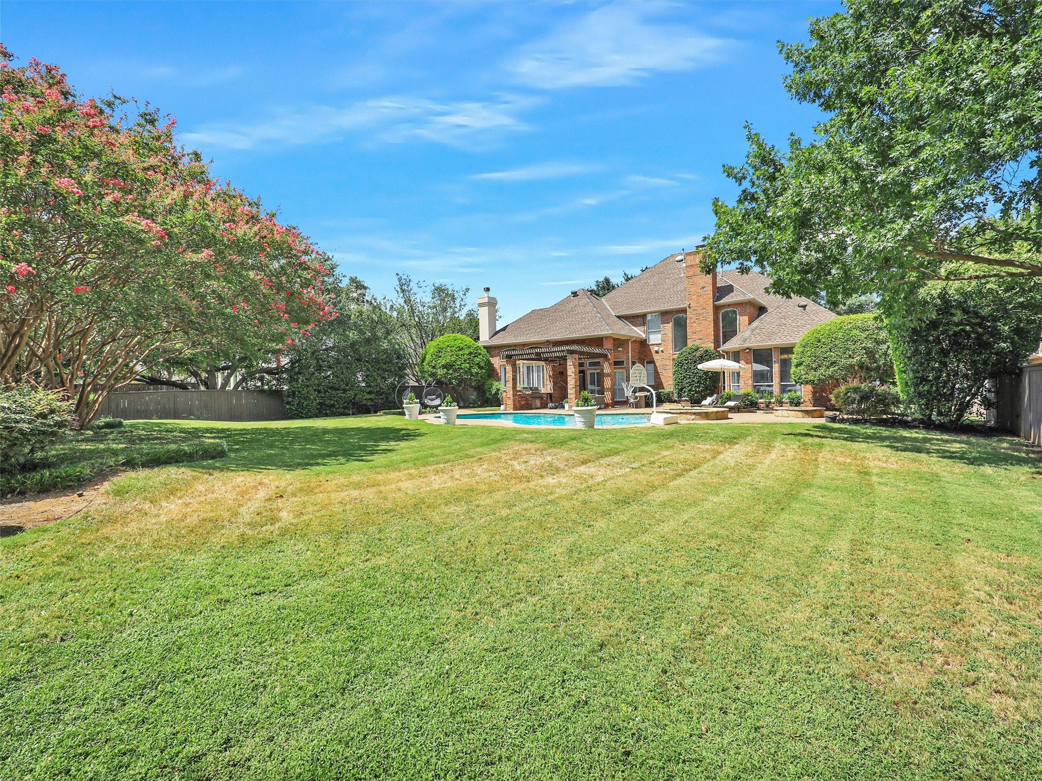 611 Logans Lane