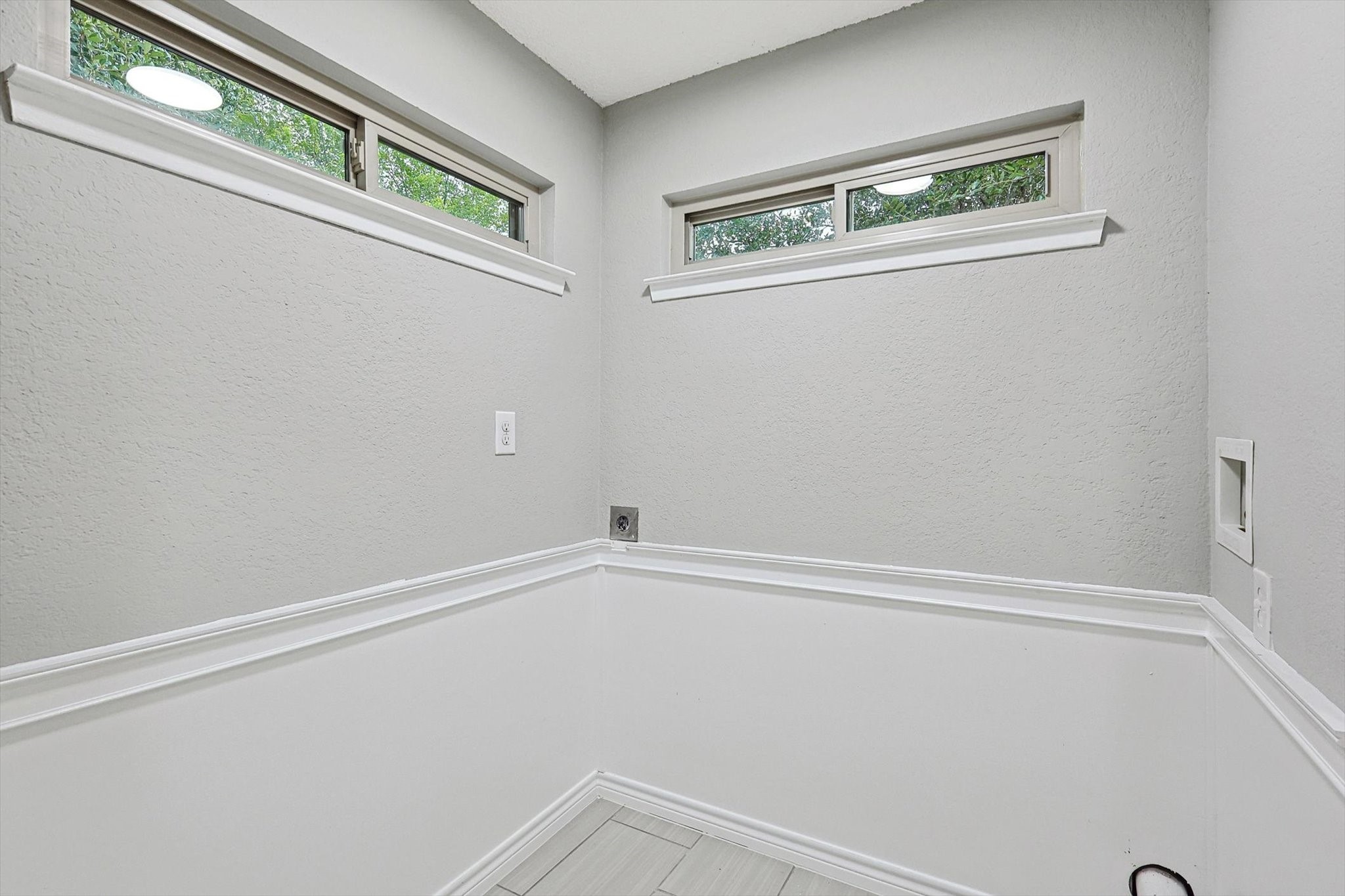 6567 Valley Ridge Drive