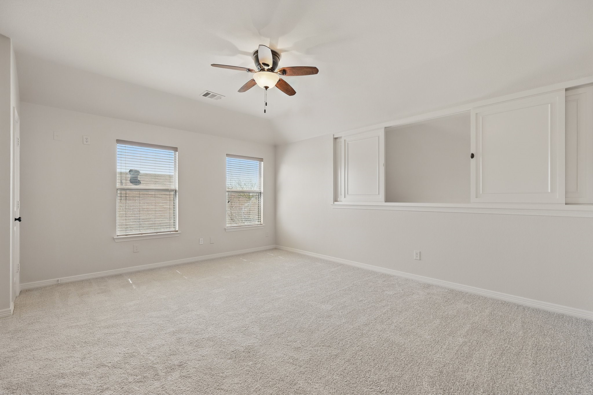 400 Crossbill Lane