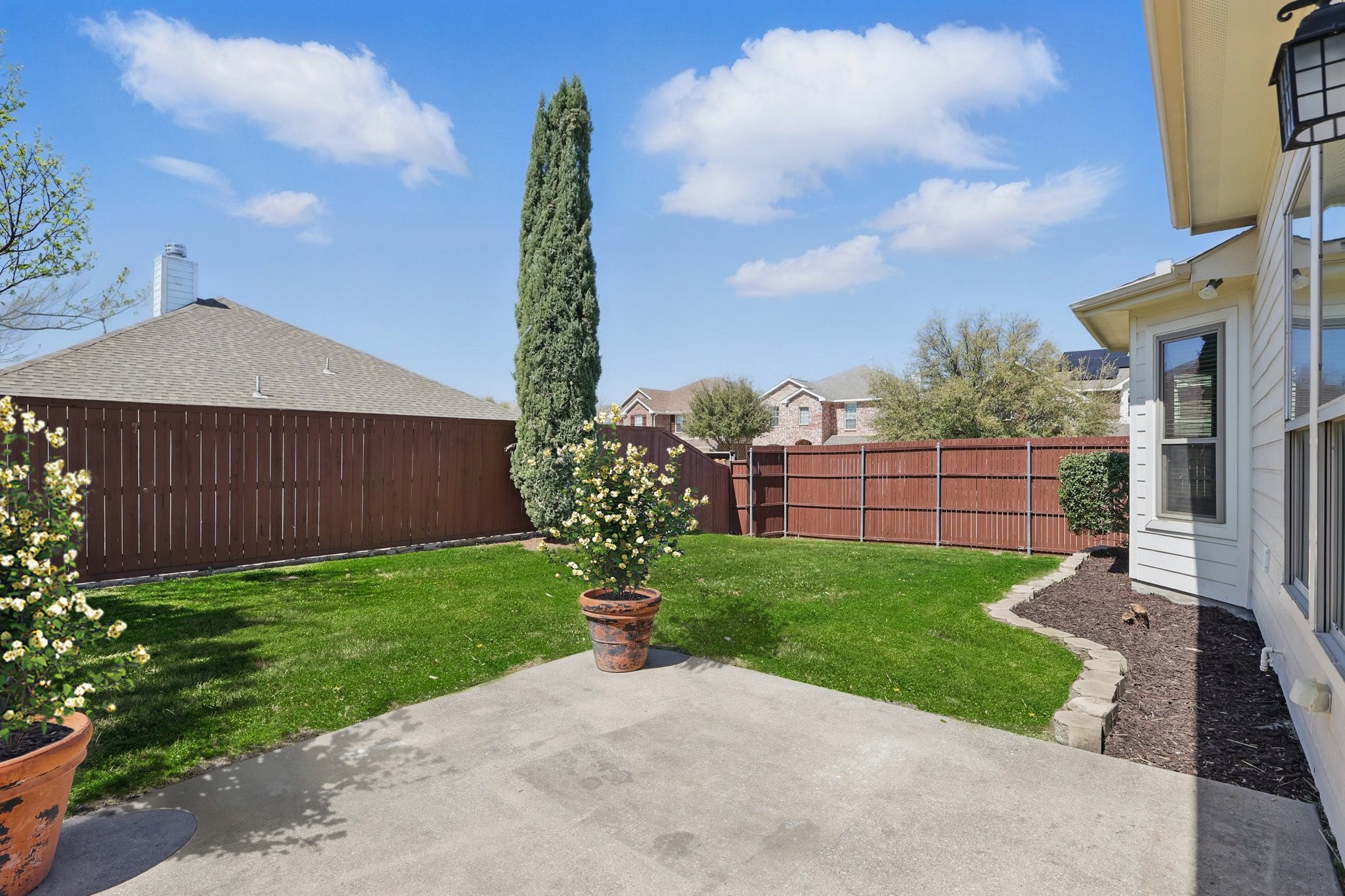 400 Crossbill Lane