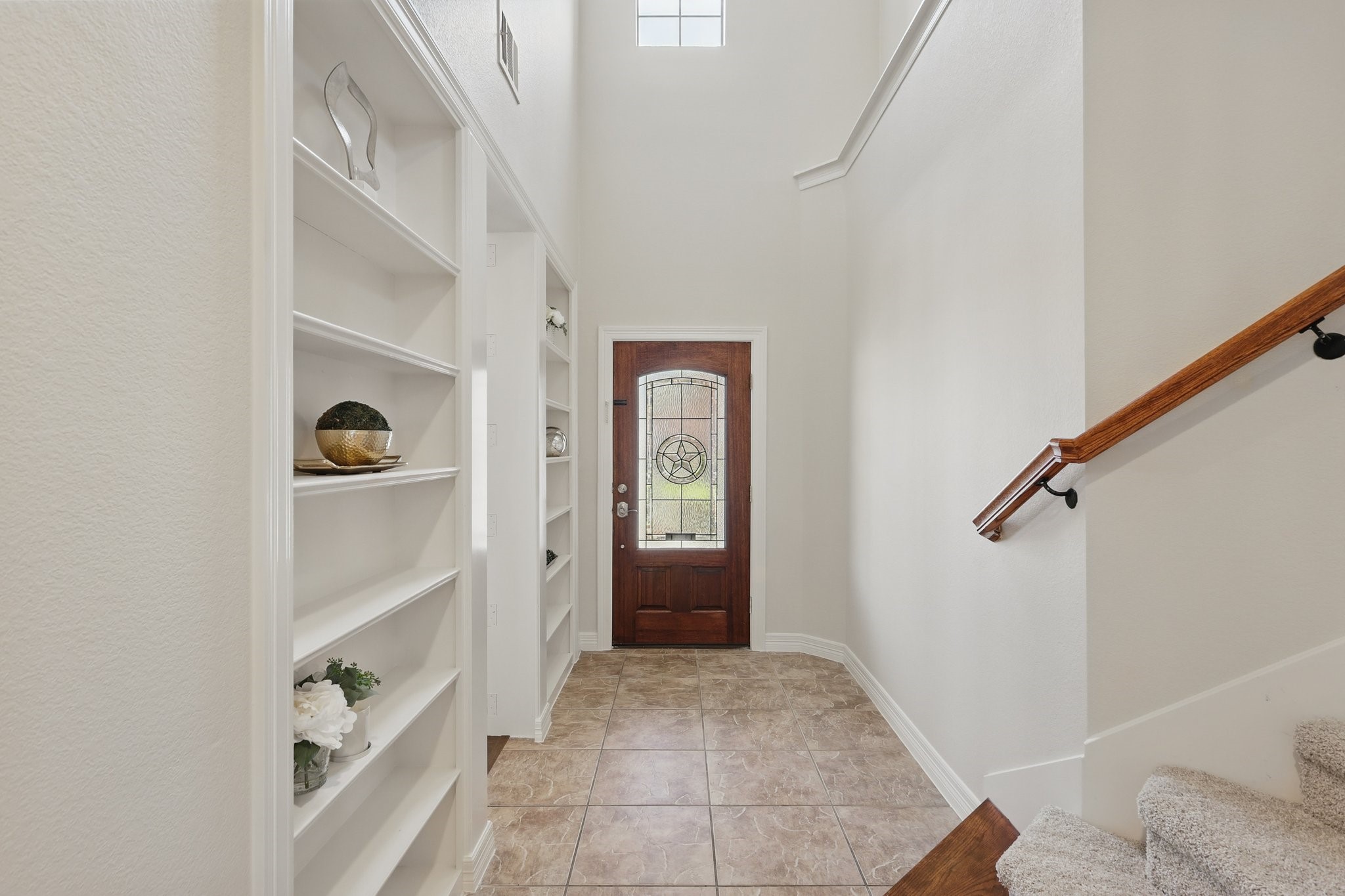 400 Crossbill Lane