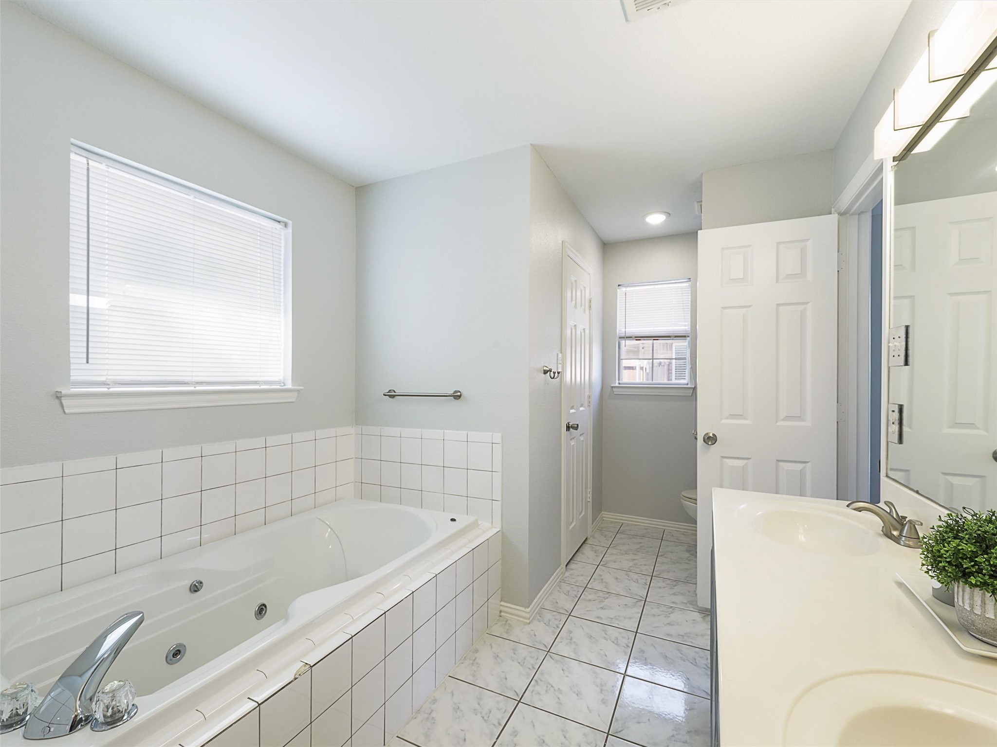 1001 Cable Creek Drive