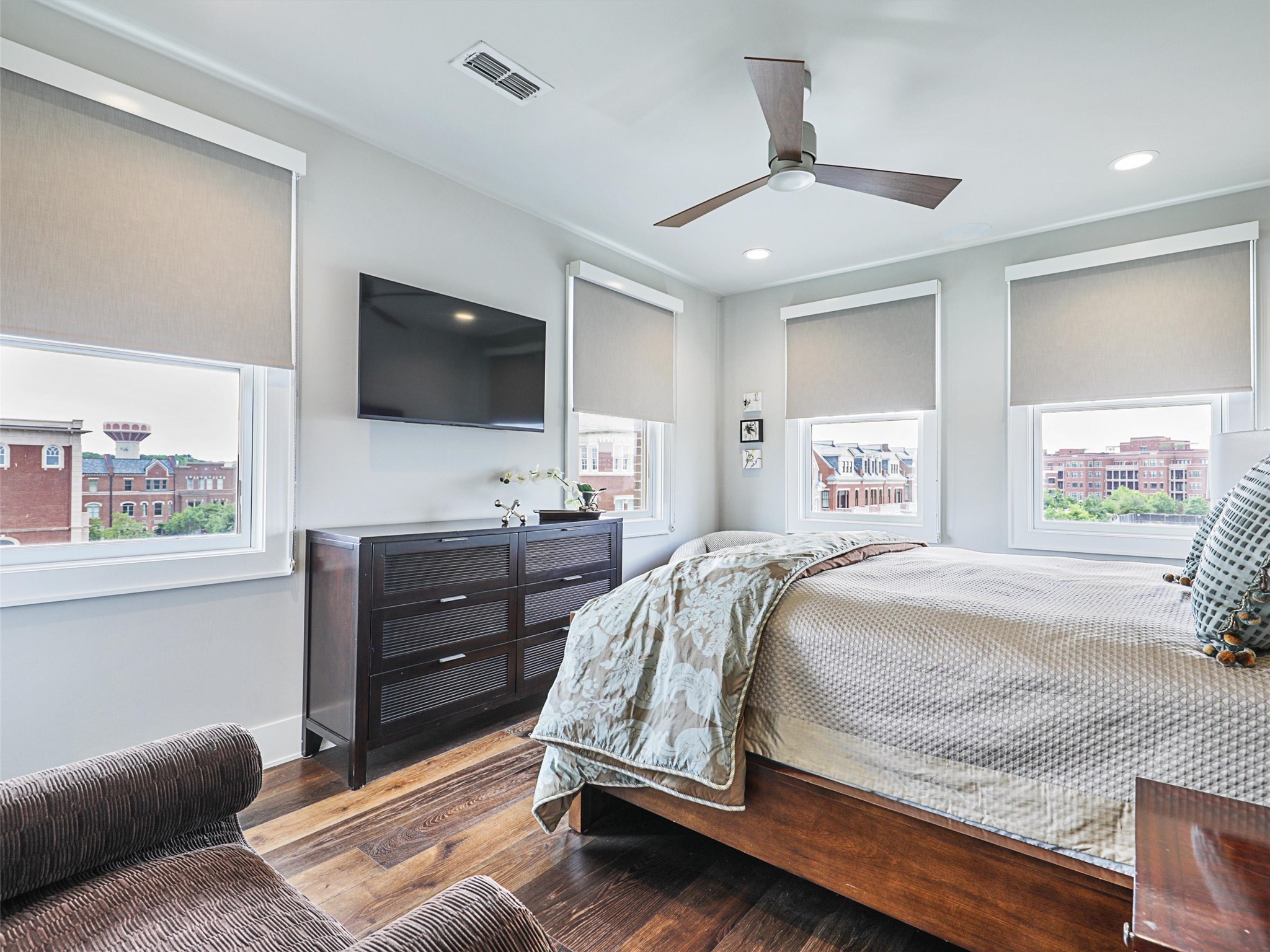 231 Park Ridge Boulevard