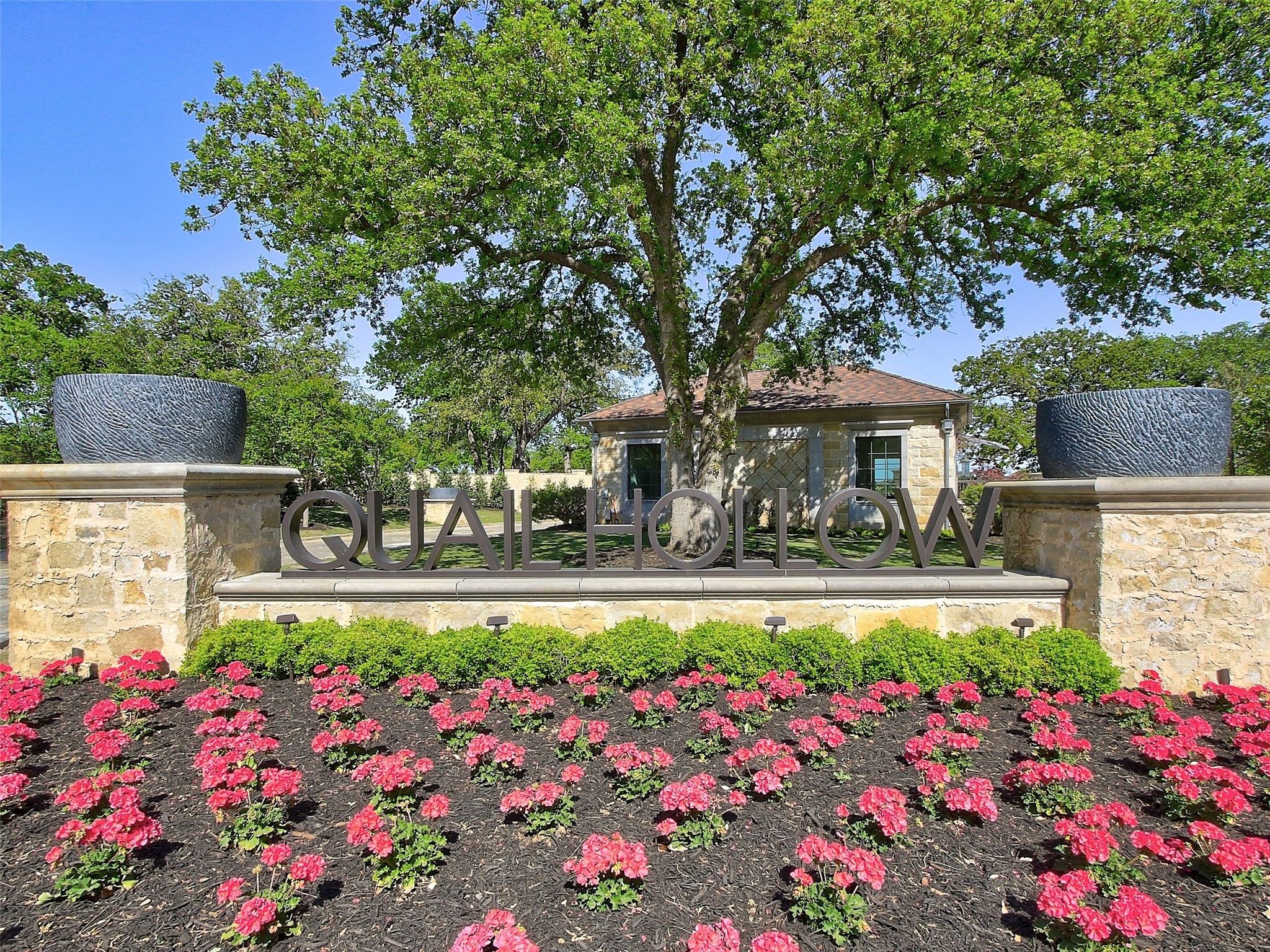 1900 Lakeshore Drive