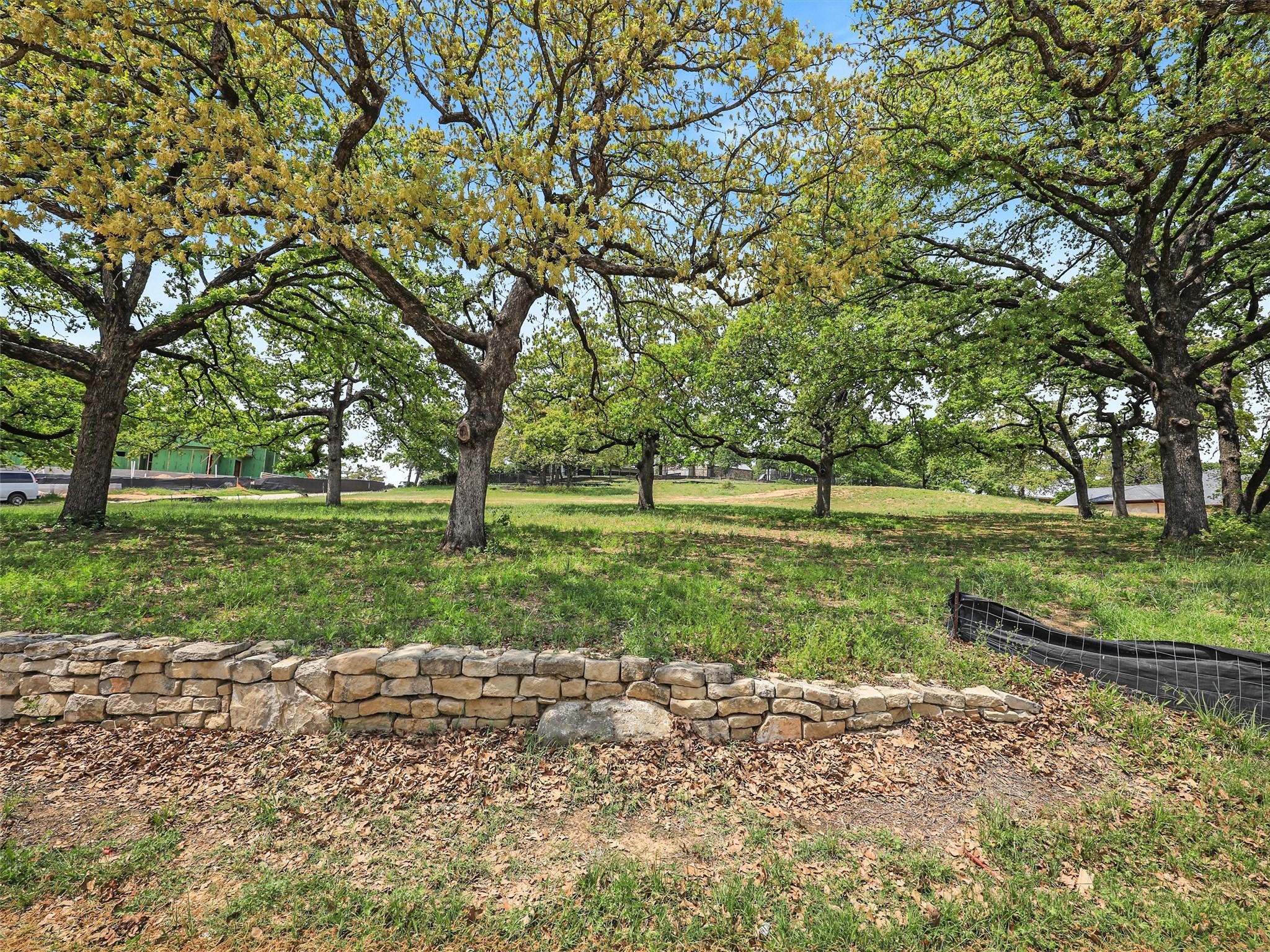 1900 Lakeshore Drive