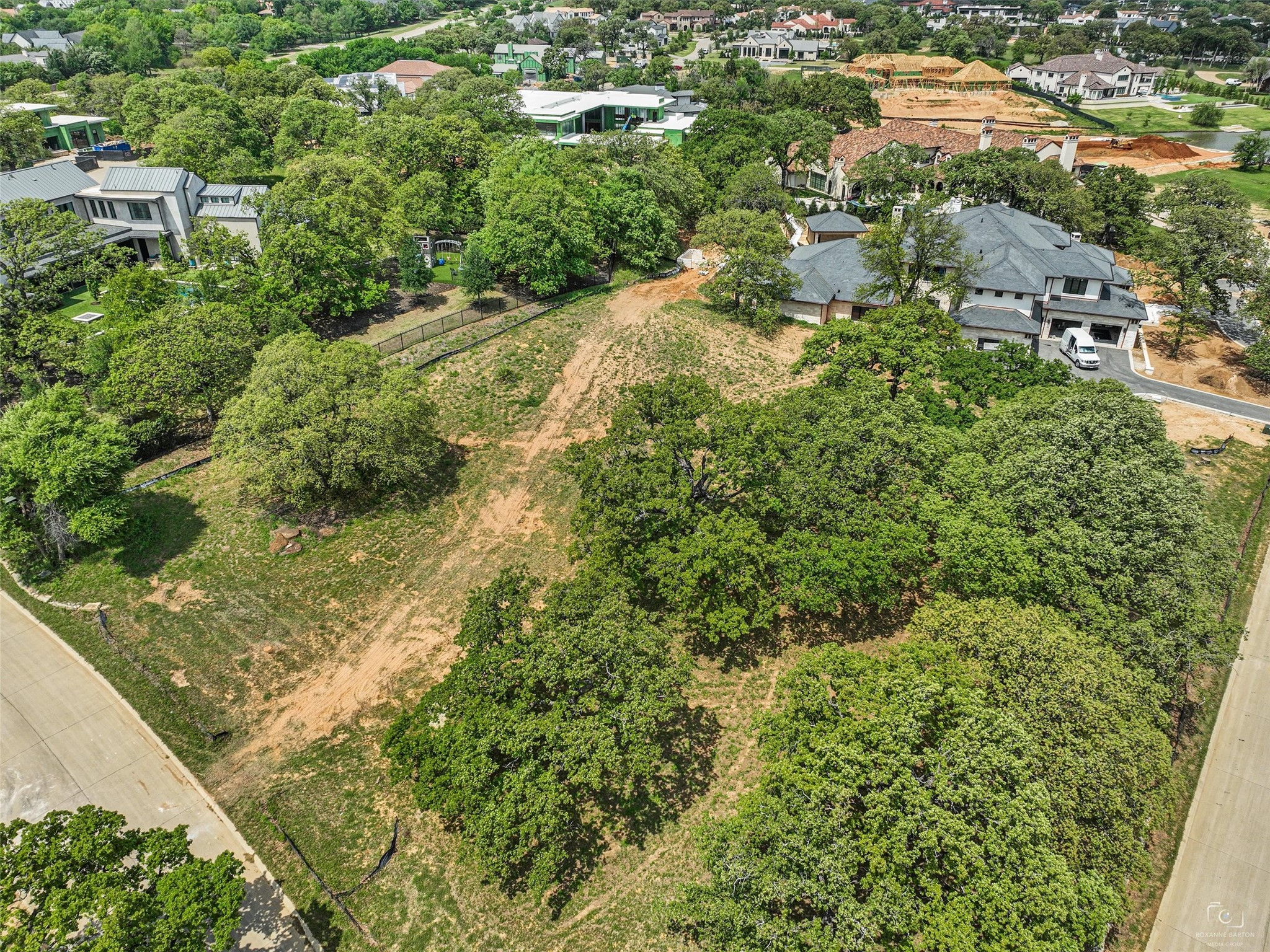 1900 Lakeshore Drive