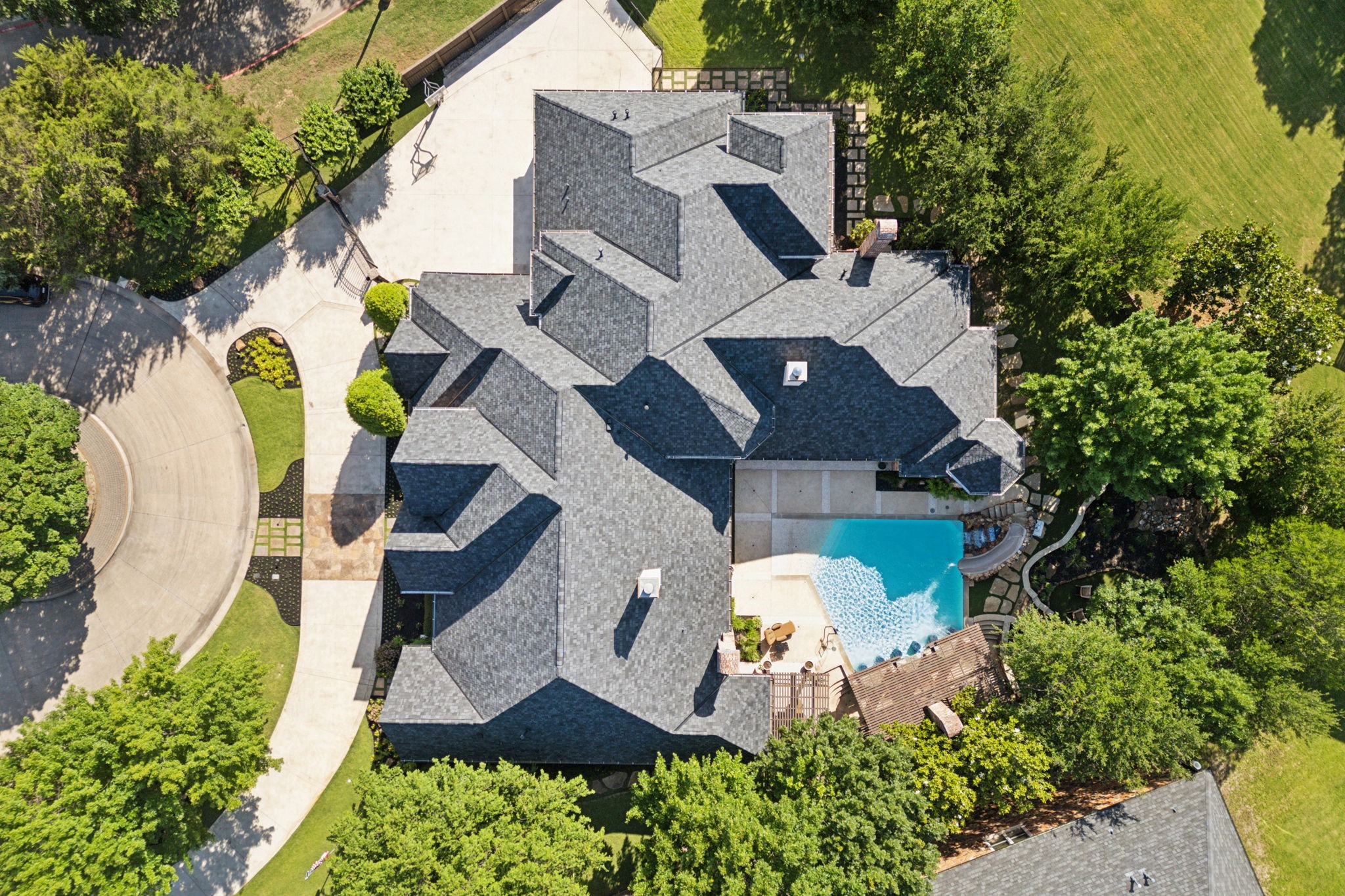 1213 Club House Court