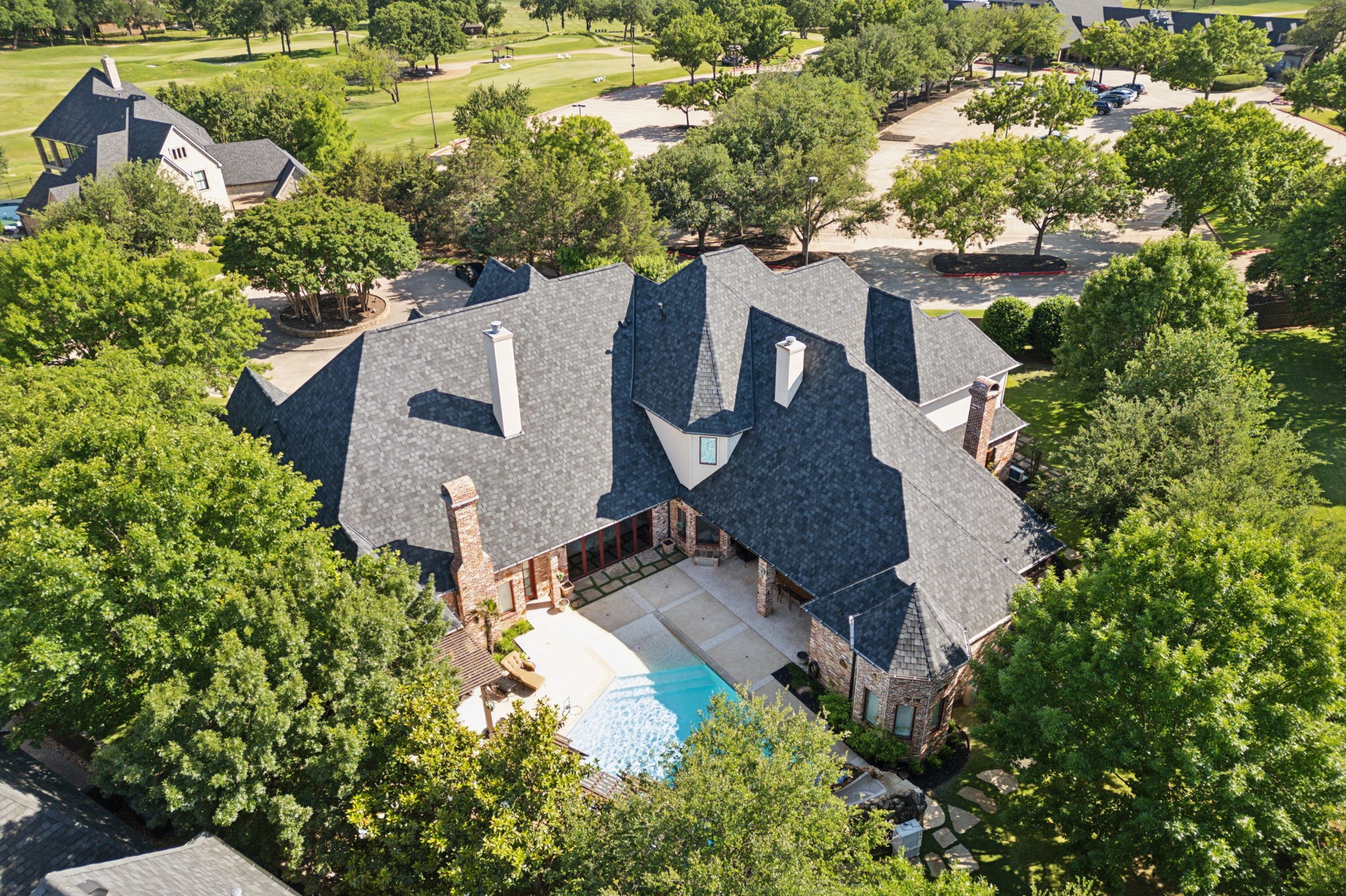 1213 Club House Court