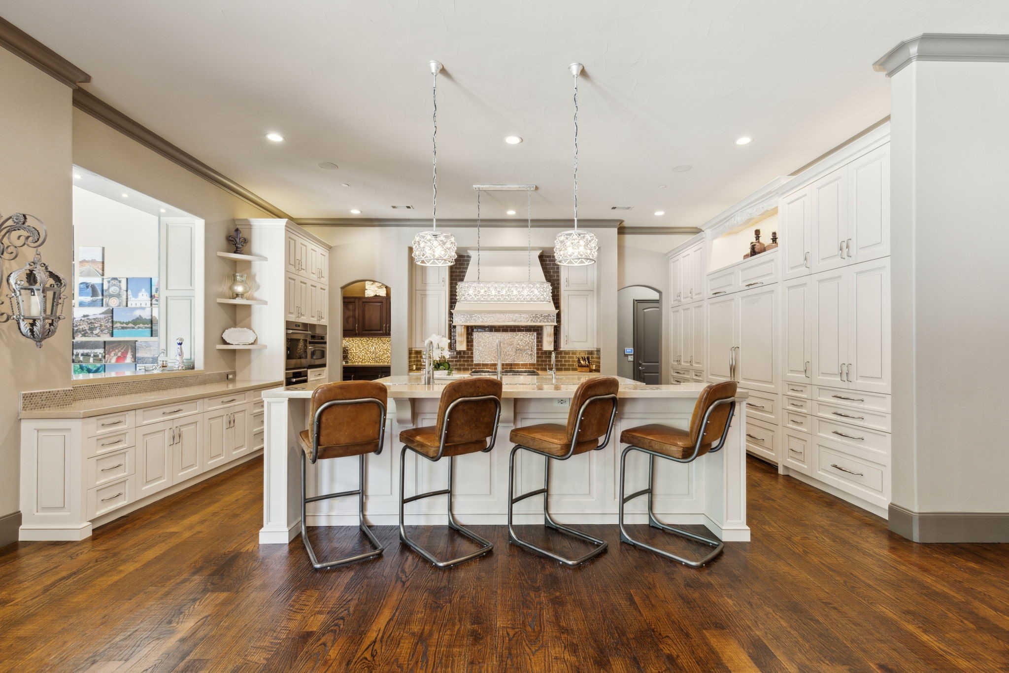 1213 Club House Court
