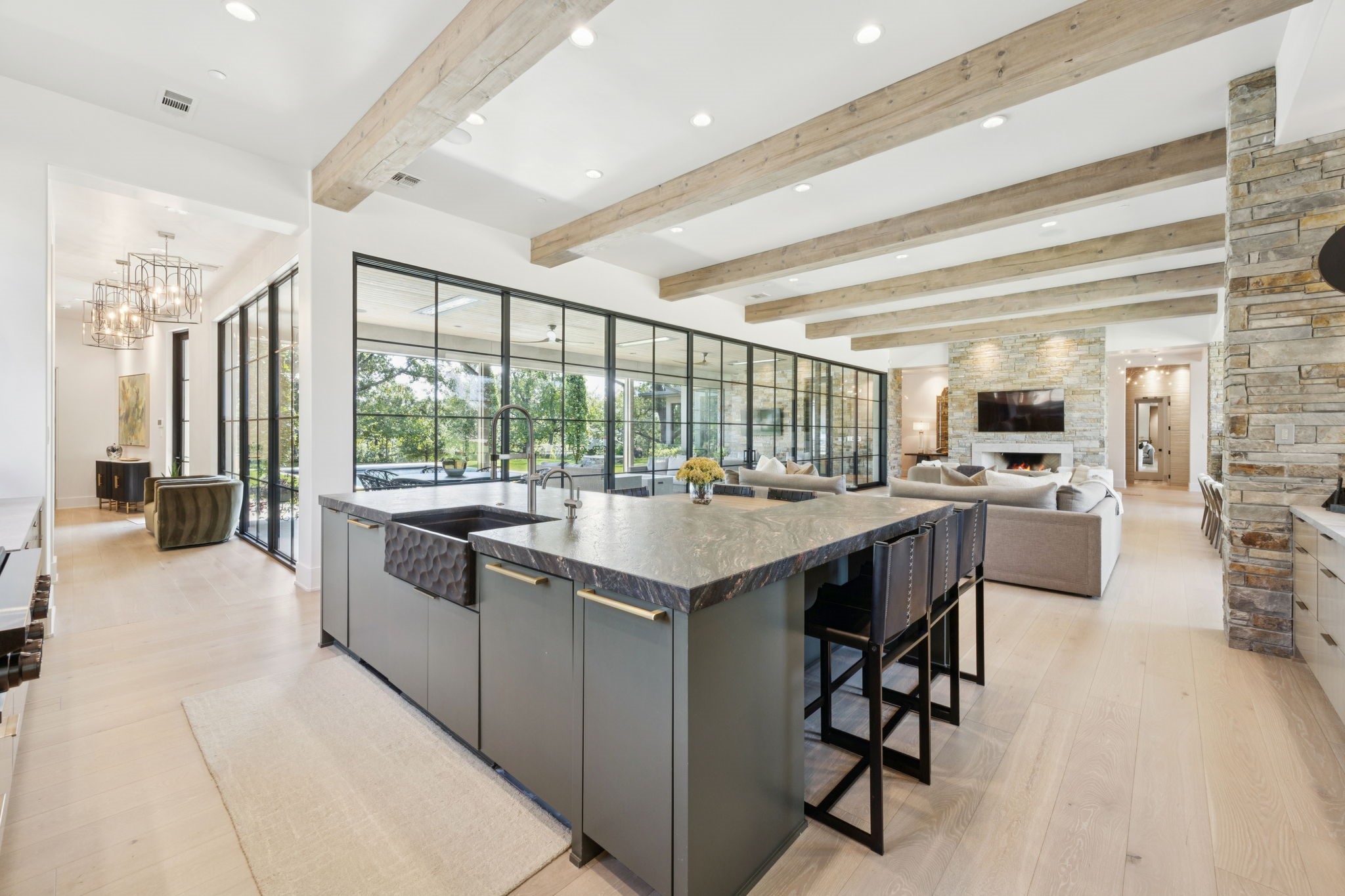 1502 Bluffview Drive