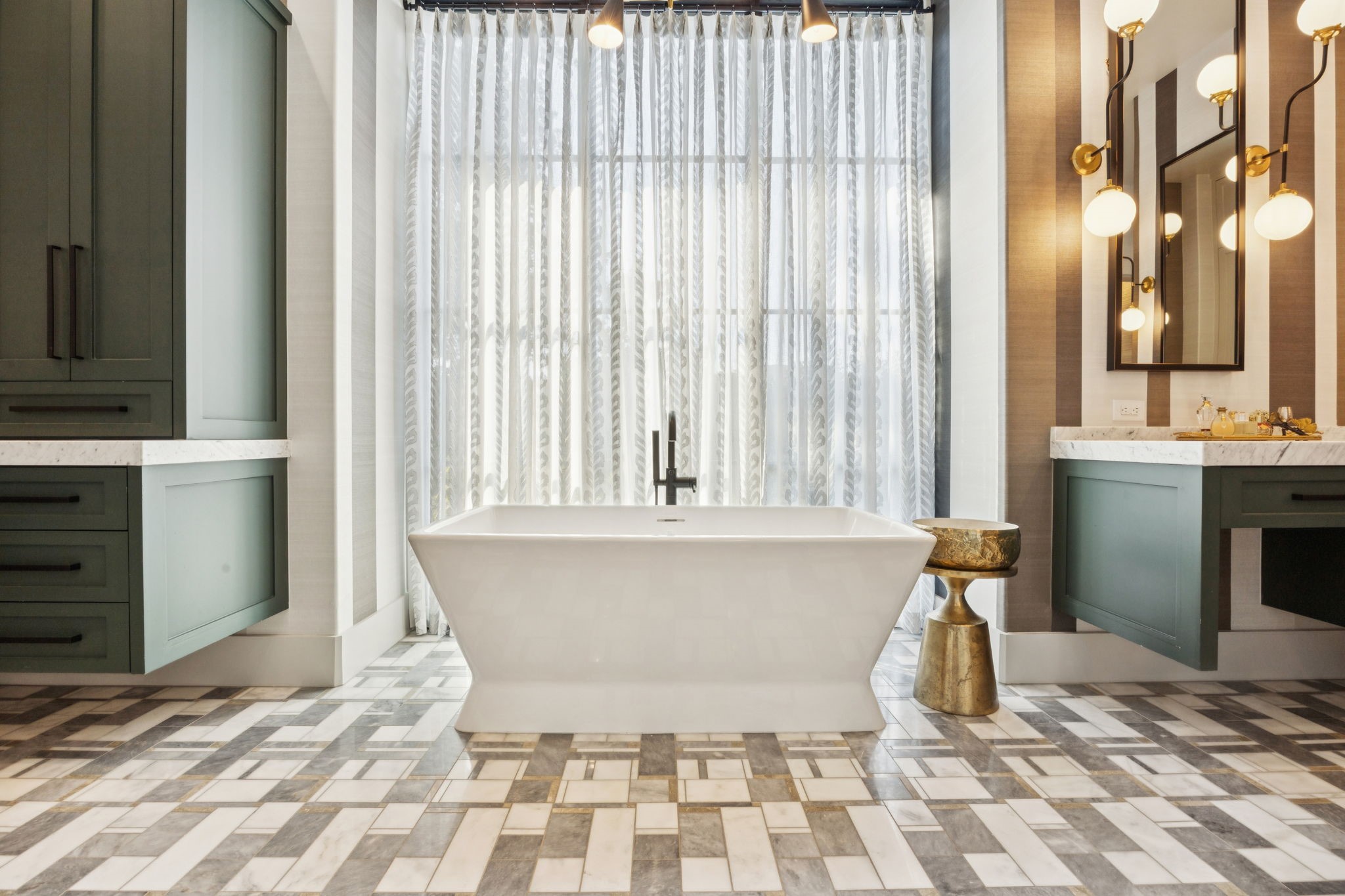 1502 Bluffview Drive