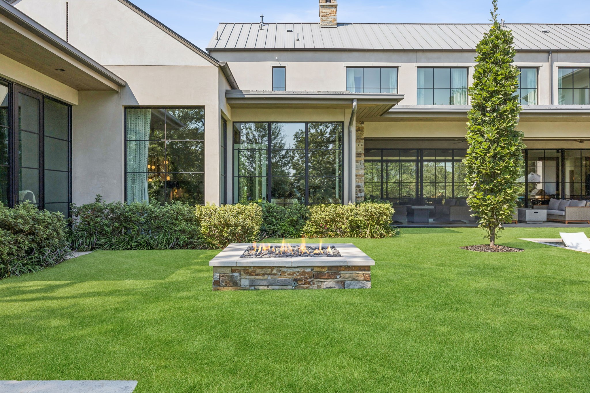 1502 Bluffview Drive