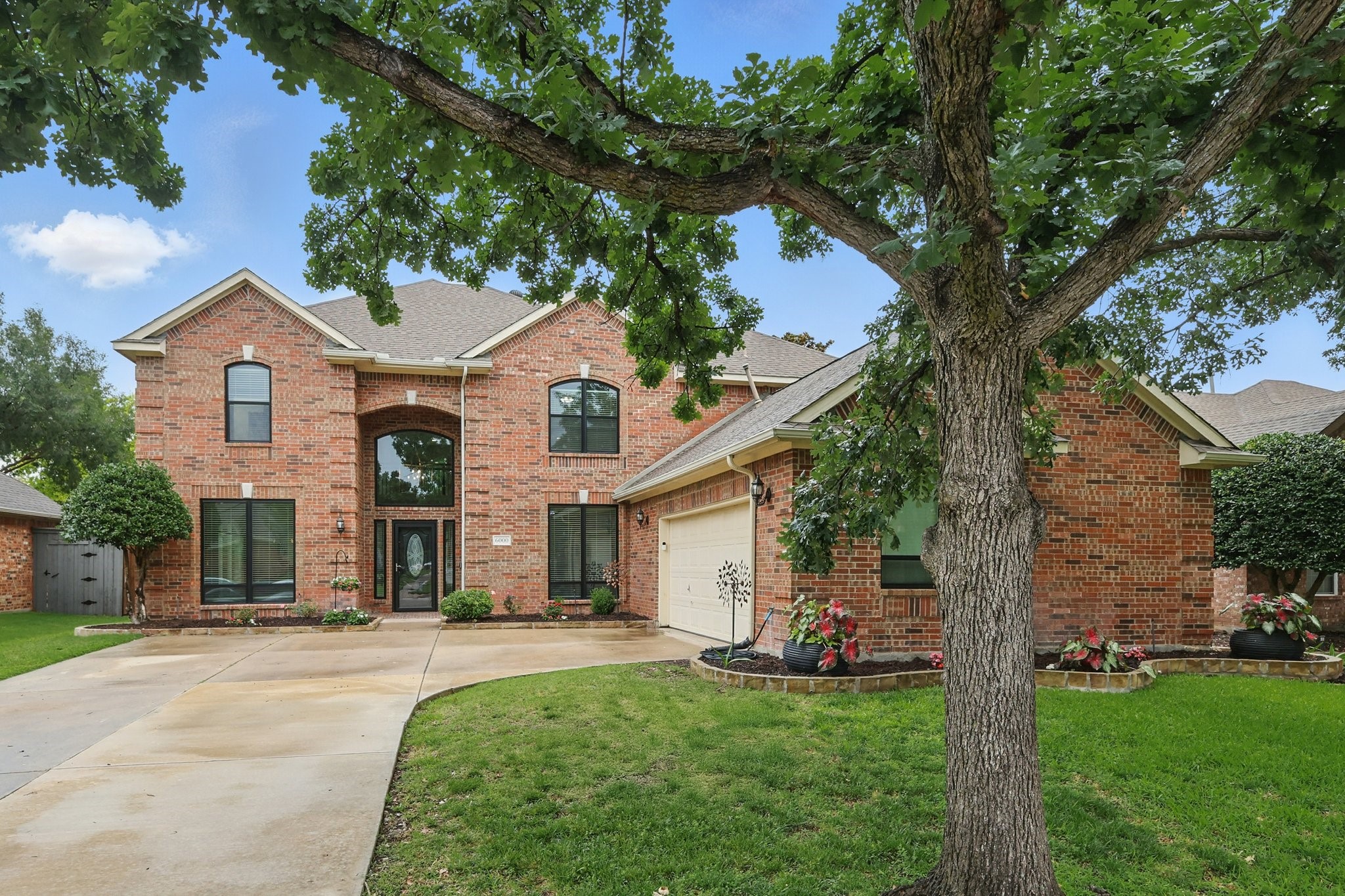 6000 Briaridge Lane