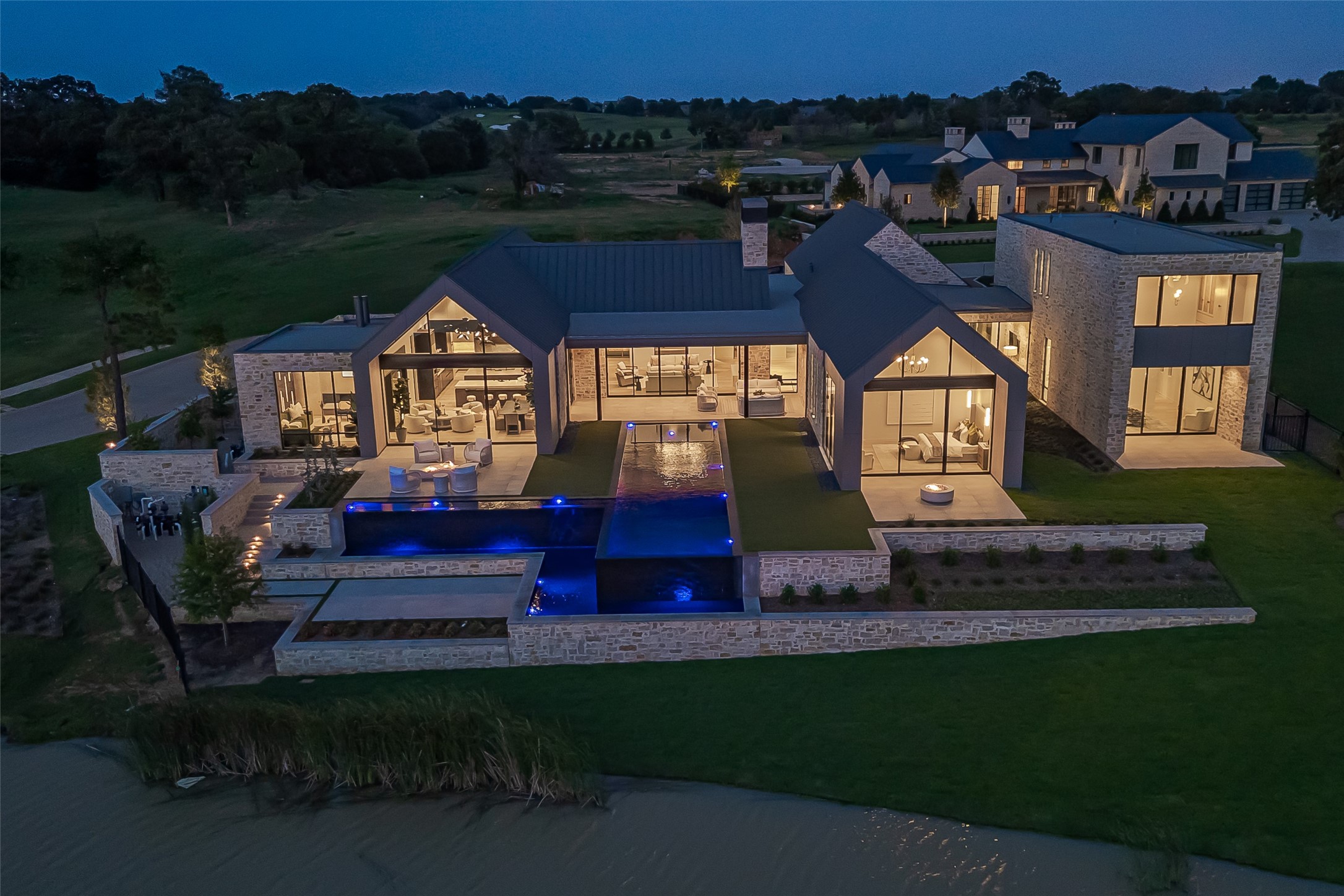 2645 Magnolia Circle