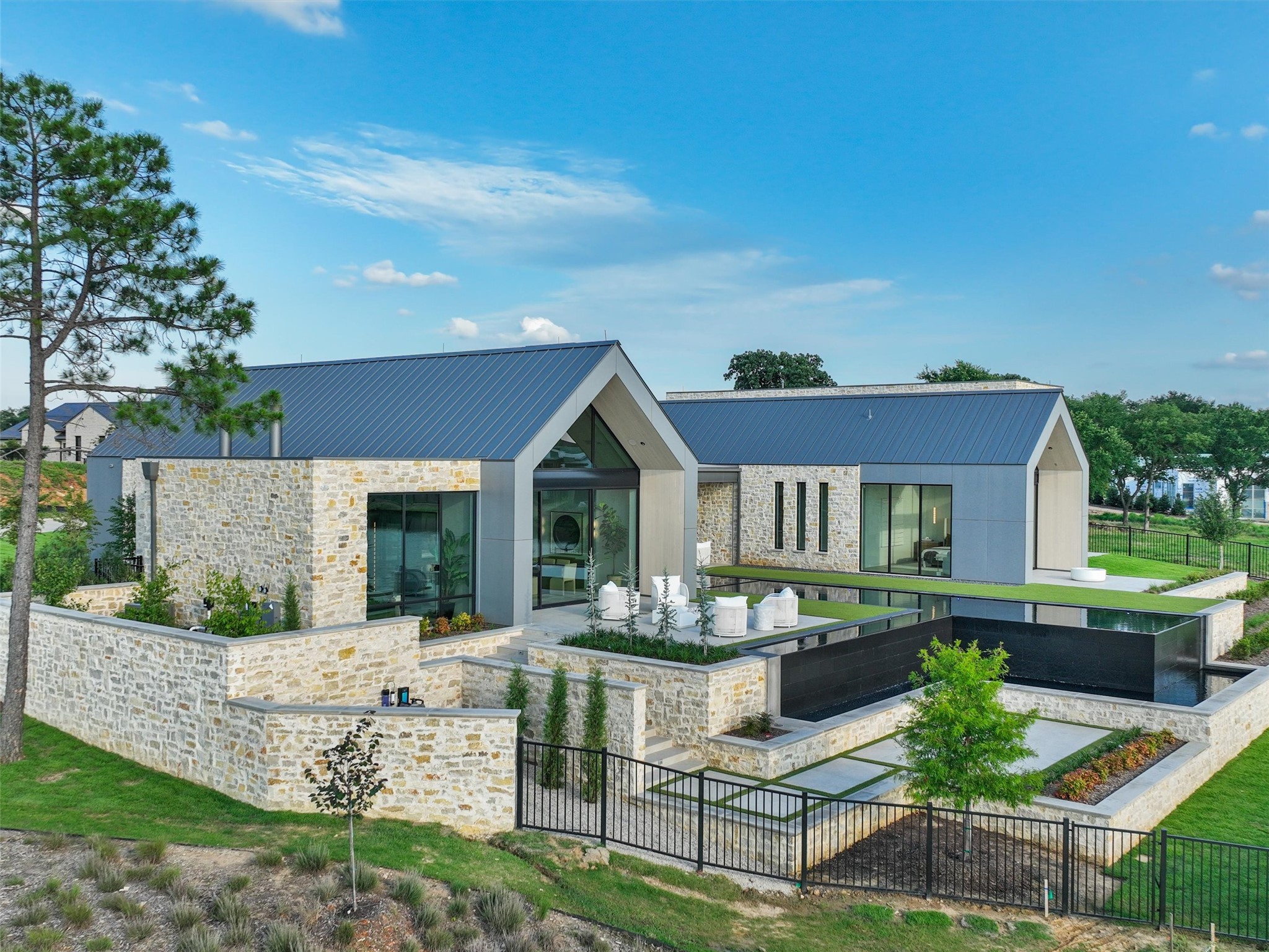 2645 Magnolia Circle