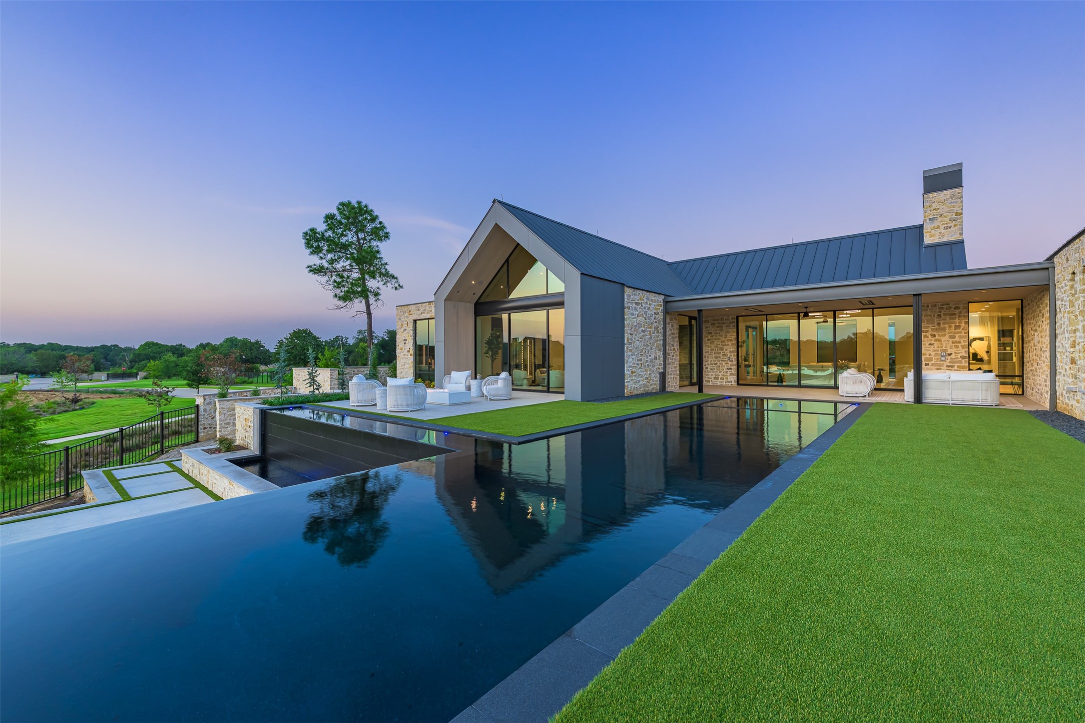 2645 Magnolia Circle