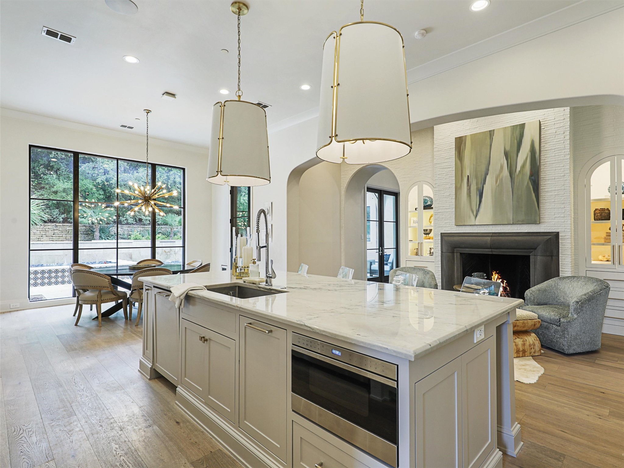 1402 Fountain Grass Court