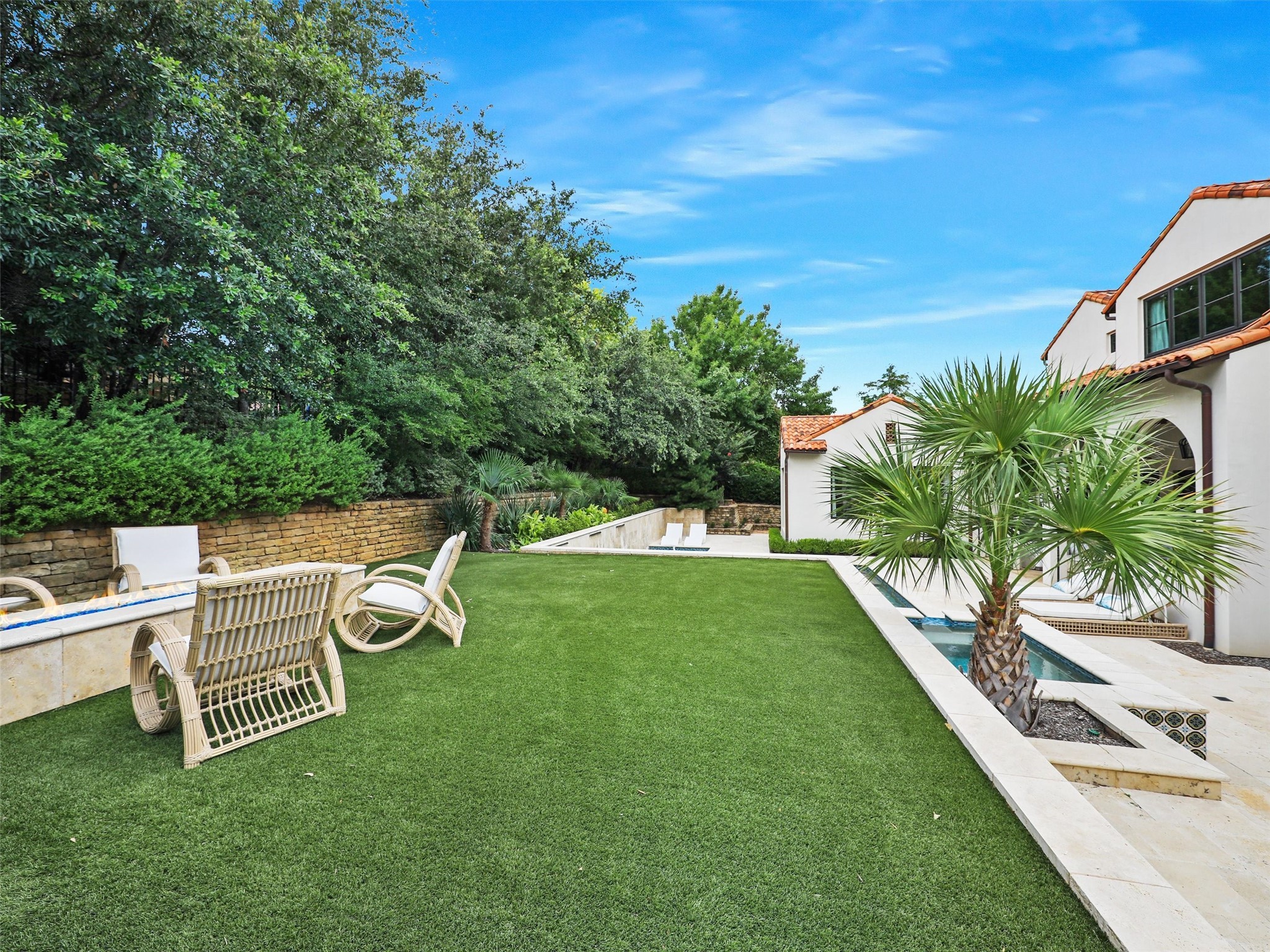 1402 Fountain Grass Court