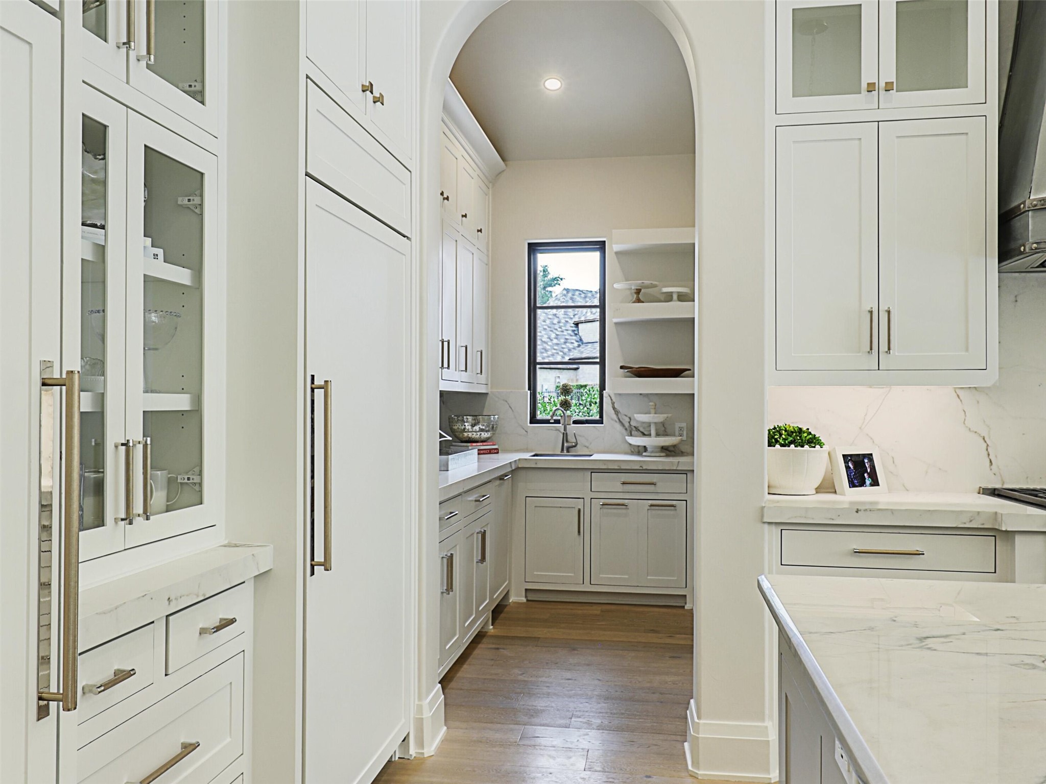 1402 Fountain Grass Court