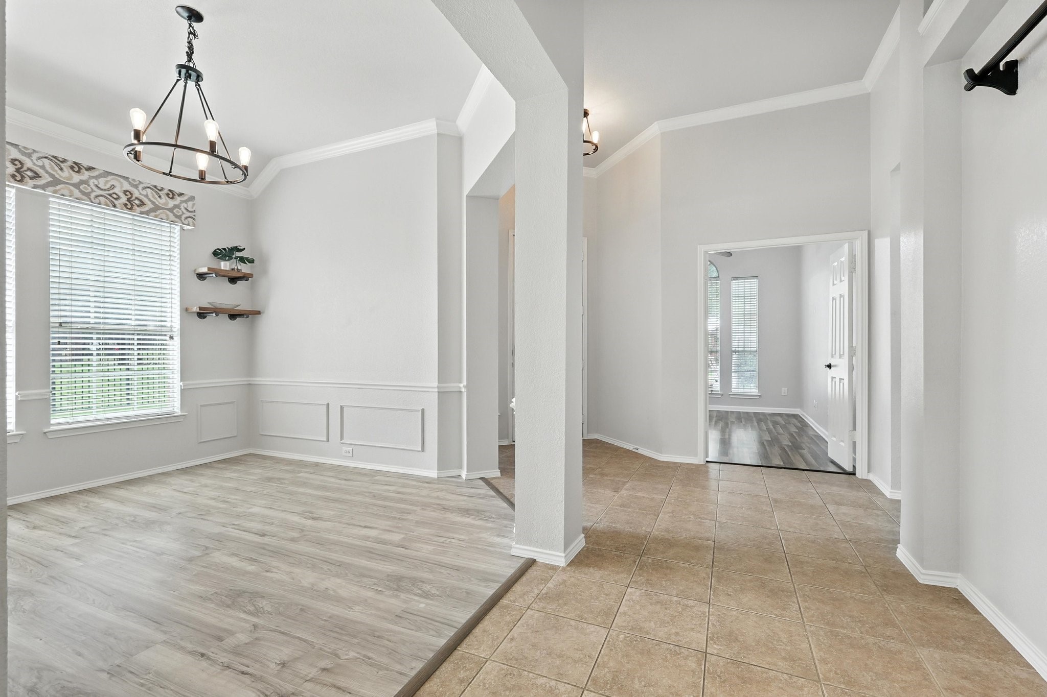 8909 Edinburgh Lane