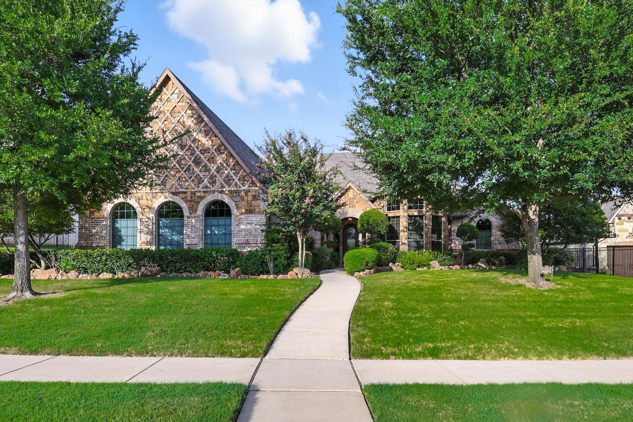 721 Cross Timbers Drive