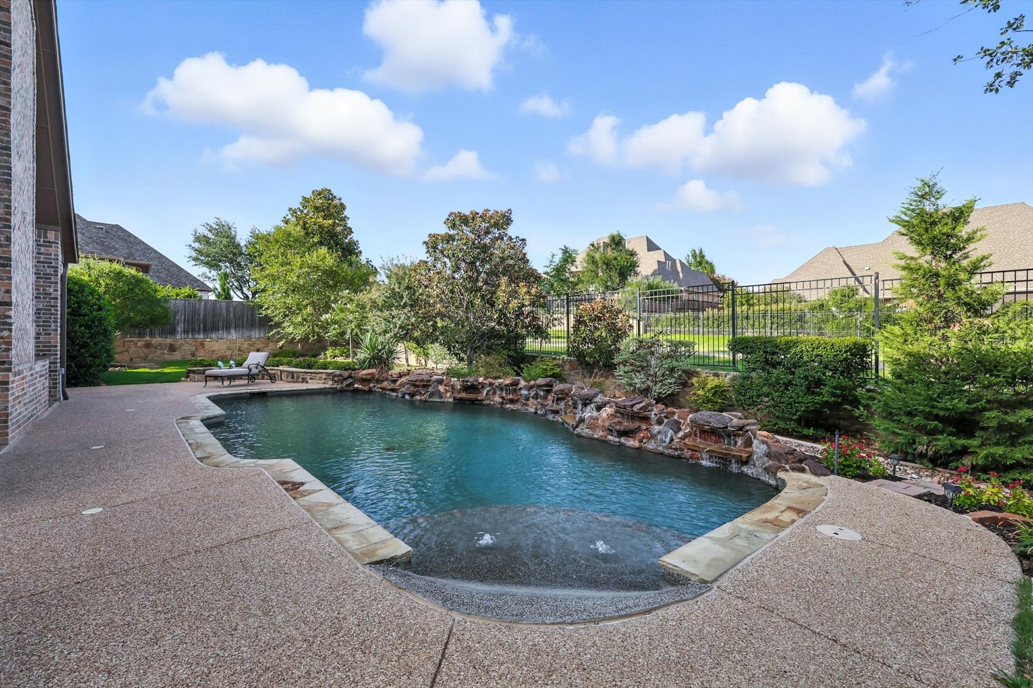 721 Cross Timbers Drive